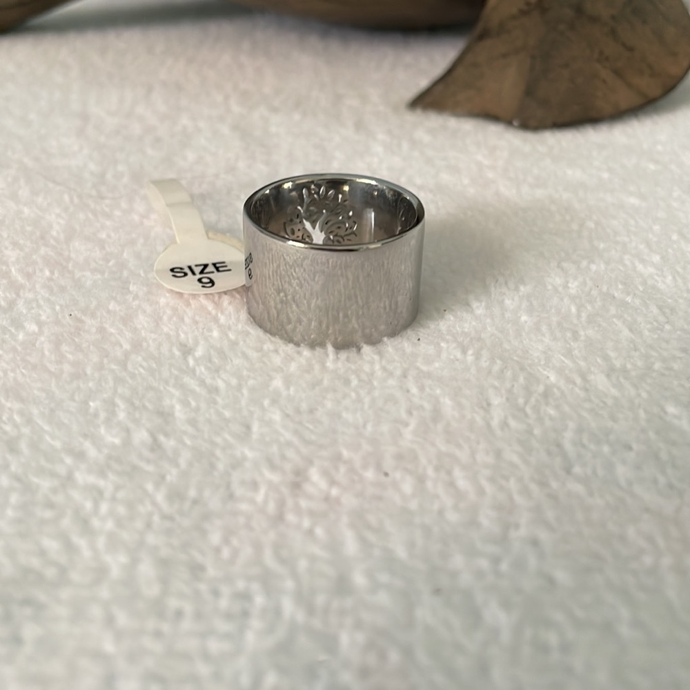 Silver tree ring. - Picture 4 of 5